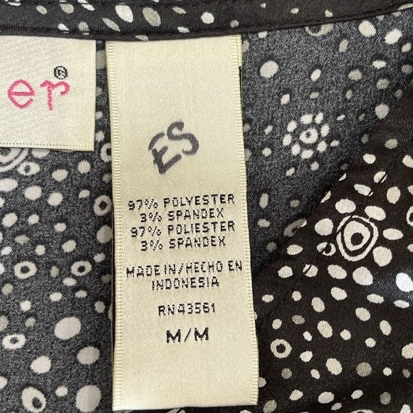 Tomorrow’s Mother maternity dress in a size medium - Picture 7 of 10